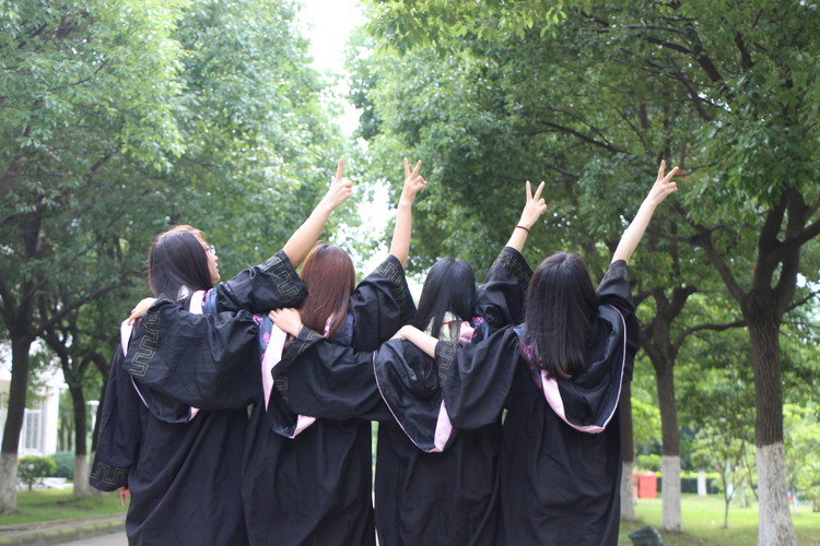 2025年四川省南充外国语中等专业学校3+4招生时间是什么时候？